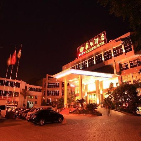 Emeishan Huasheng Hotel Εξωτερικό φωτογραφία